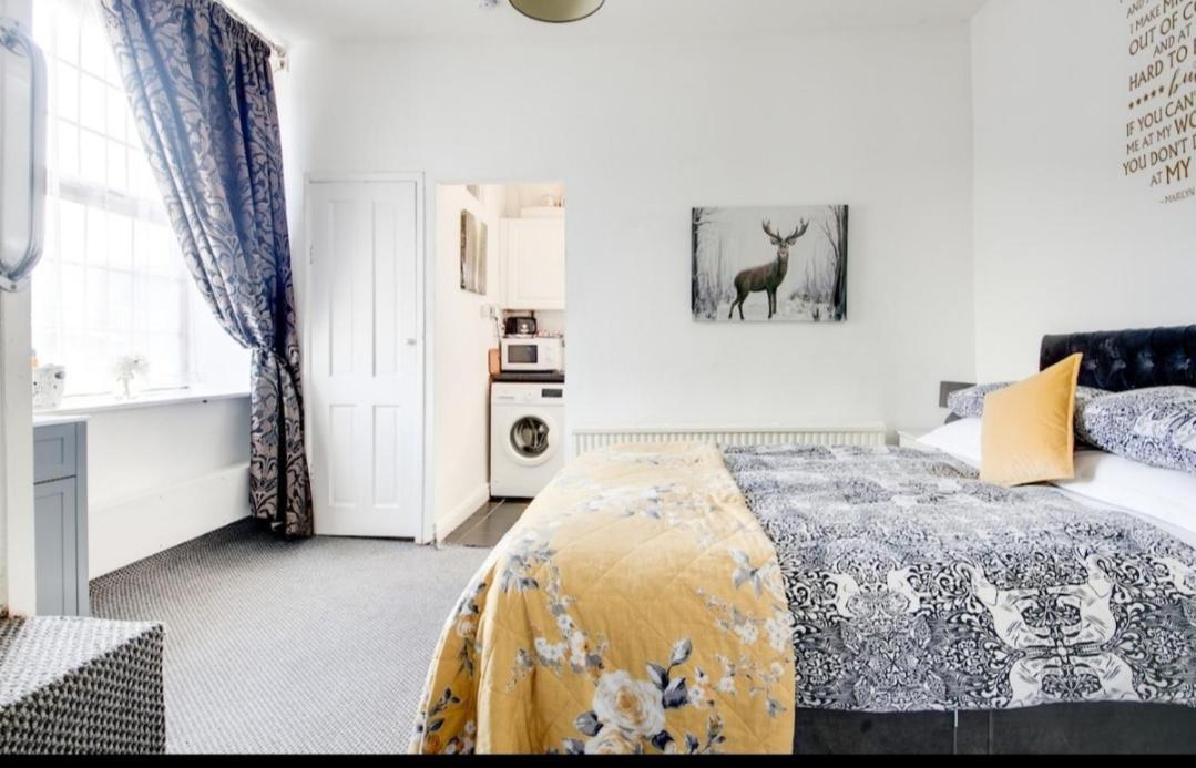 Hooton Apartment 1 Bed Kilnhurst Esterno foto