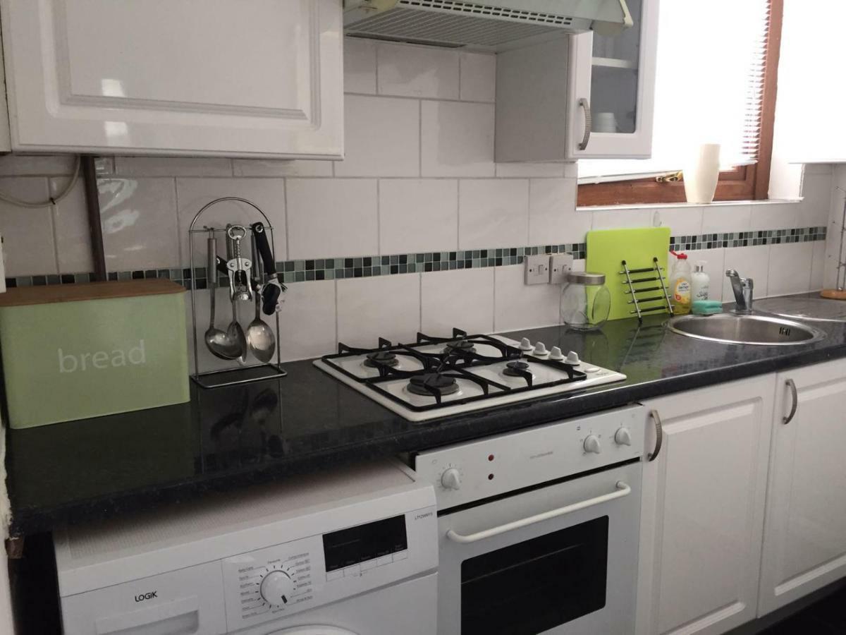 Hooton Apartment 1 Bed Kilnhurst Esterno foto